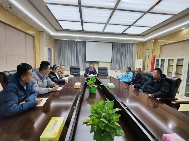 女人与公狍交酡女免费