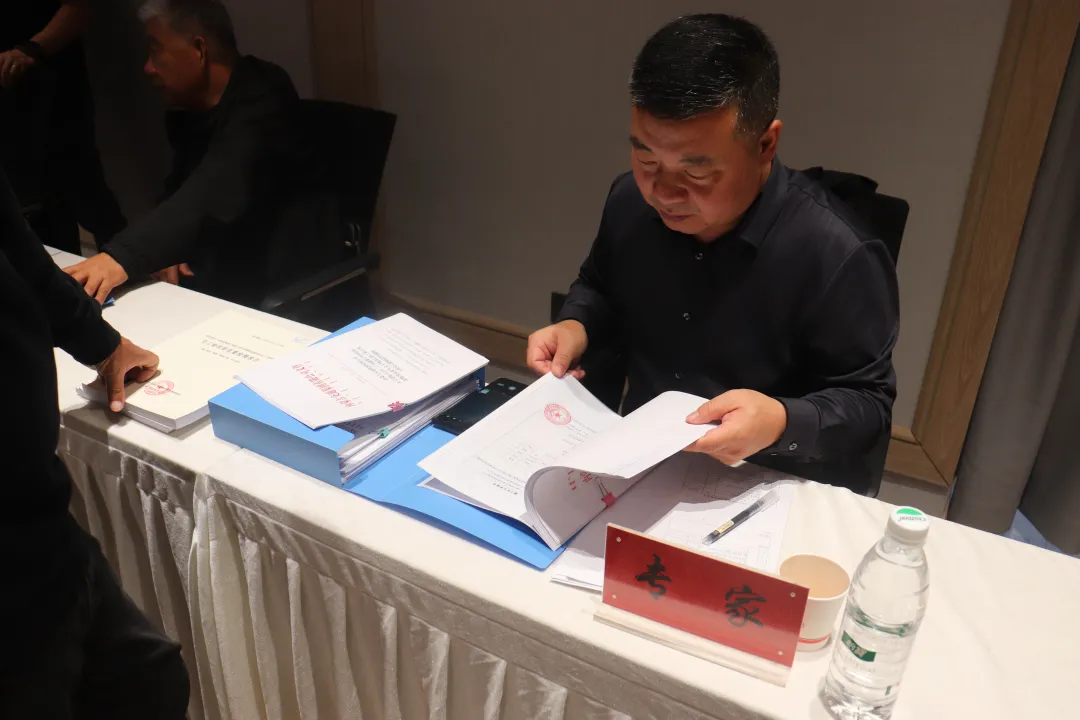 女人与公狍交酡女免费