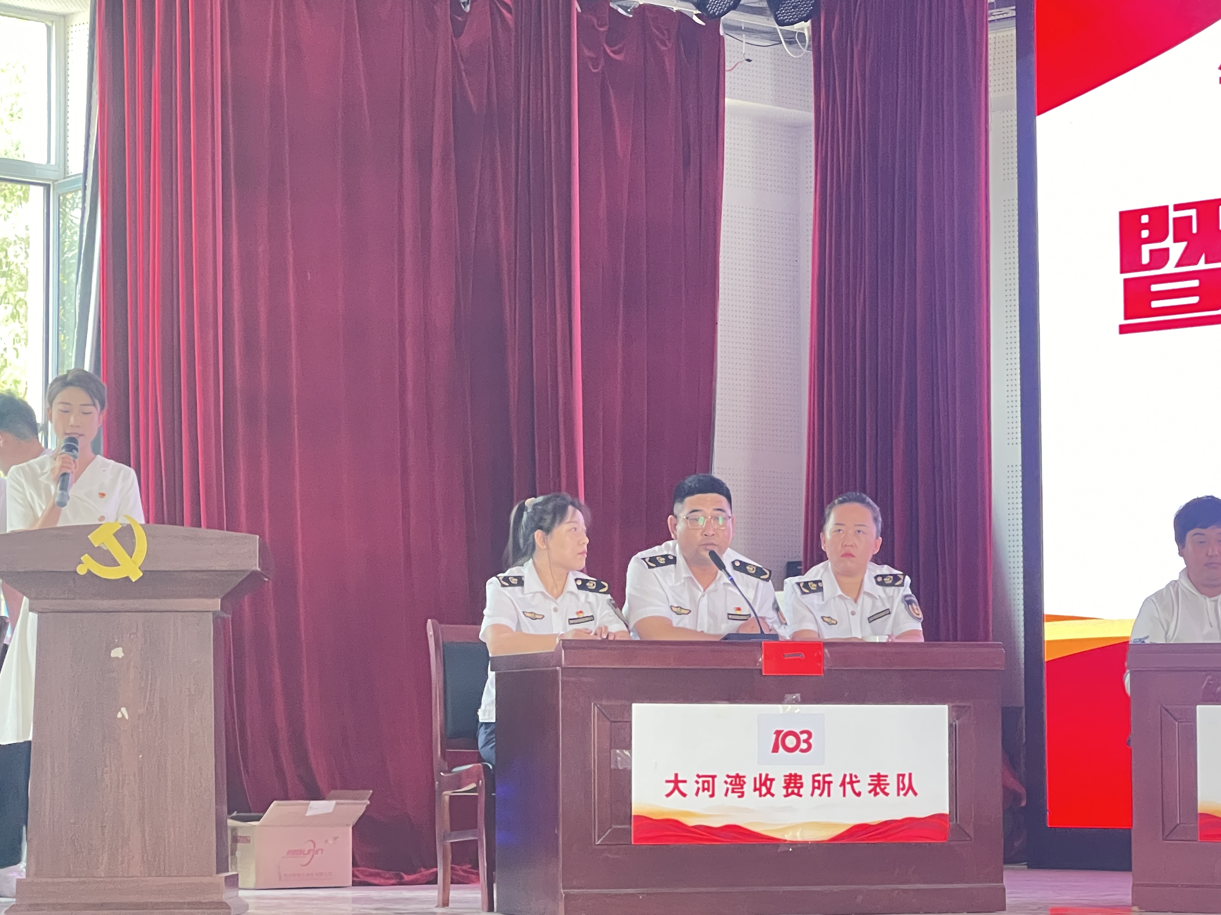 女人与公狍交酡女免费