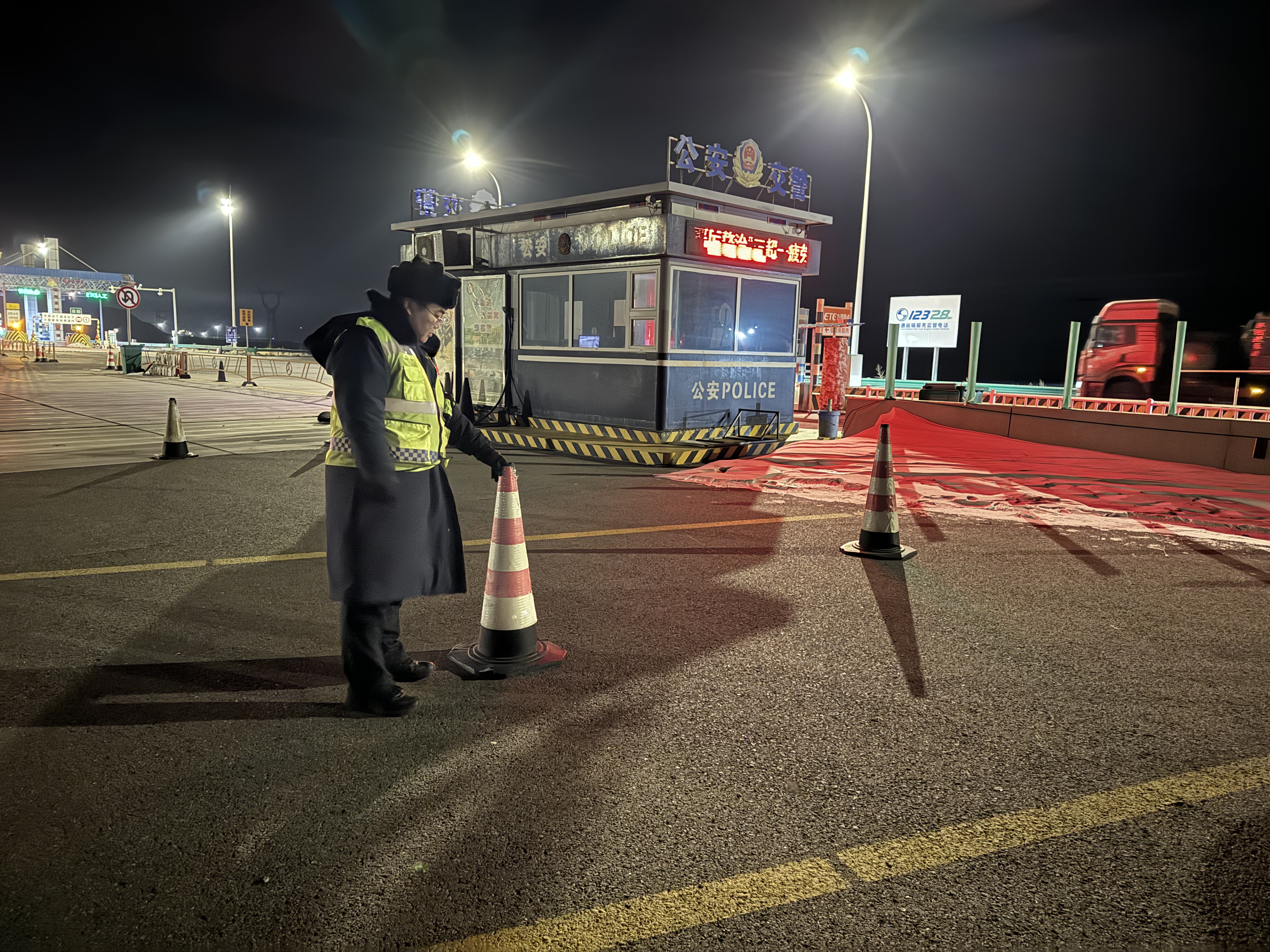 女人与公狍交酡女免费