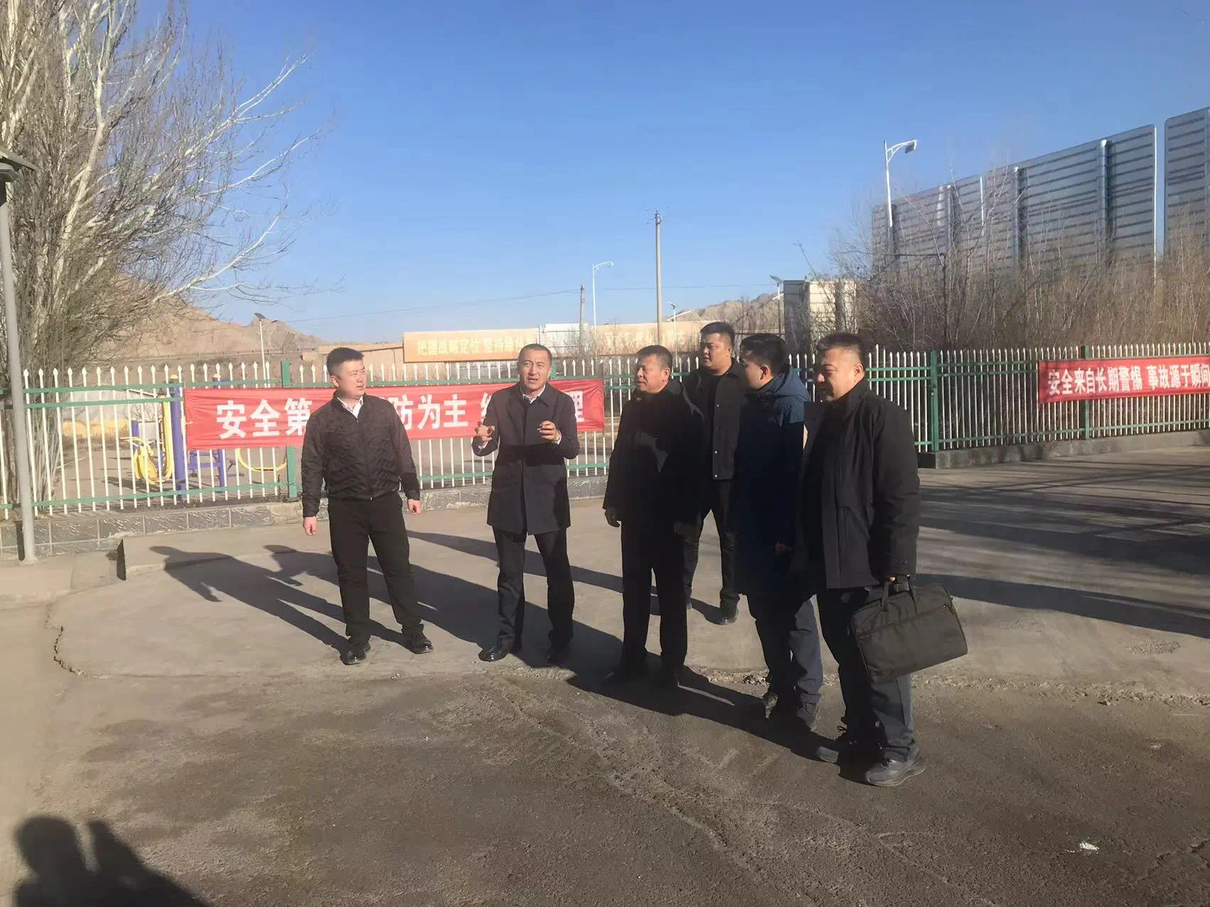 女人与公狍交酡女免费