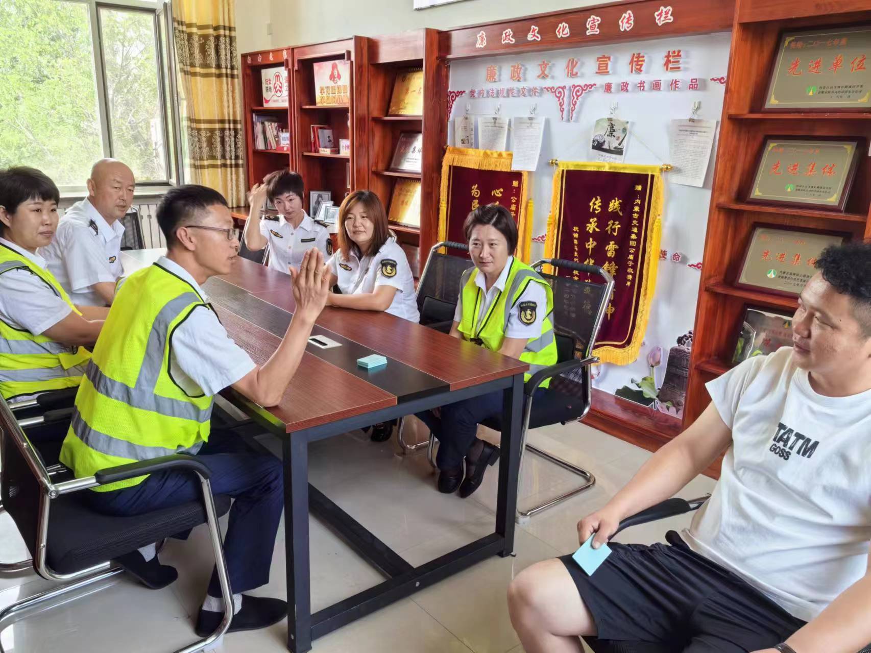 女人与公狍交酡女免费