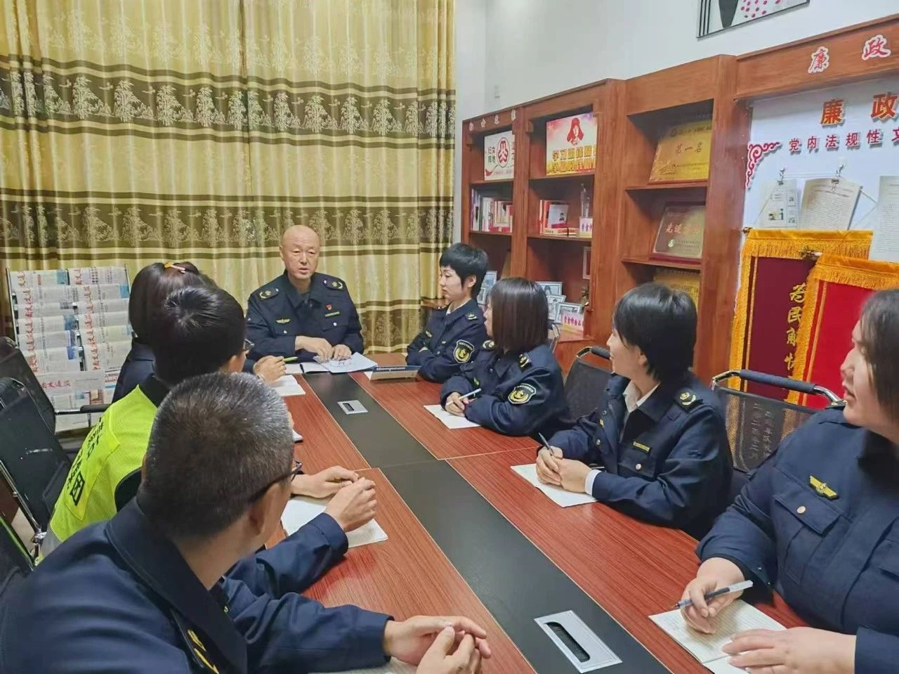 女人与公狍交酡女免费