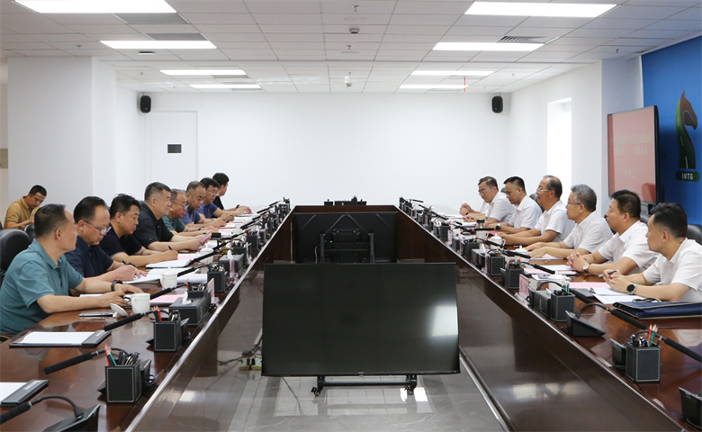 女人与公狍交酡女免费