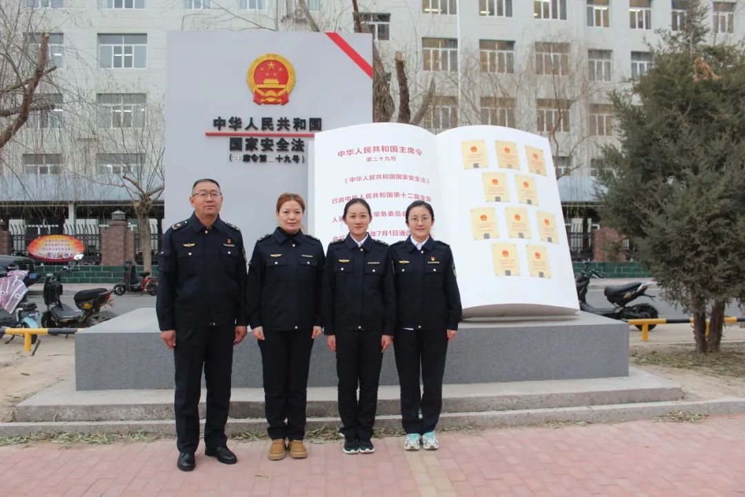 女人与公狍交酡女免费