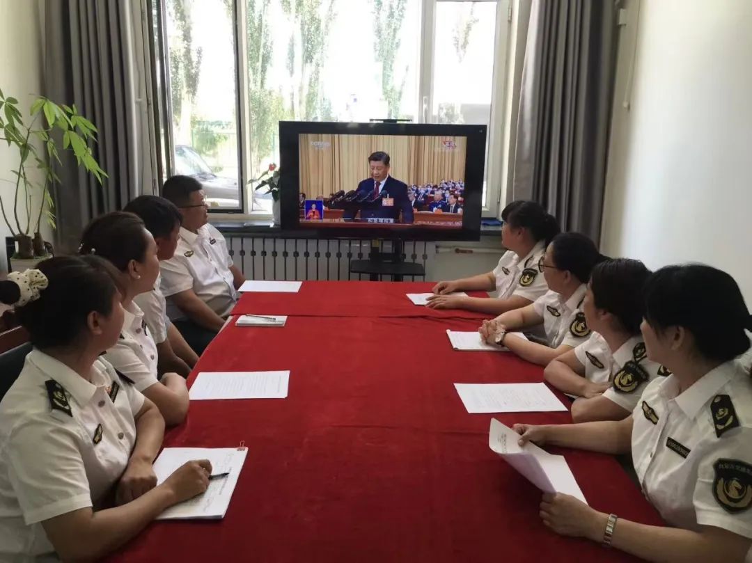 女人与公狍交酡女免费