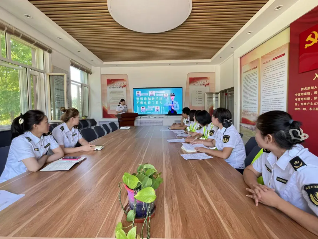 女人与公狍交酡女免费