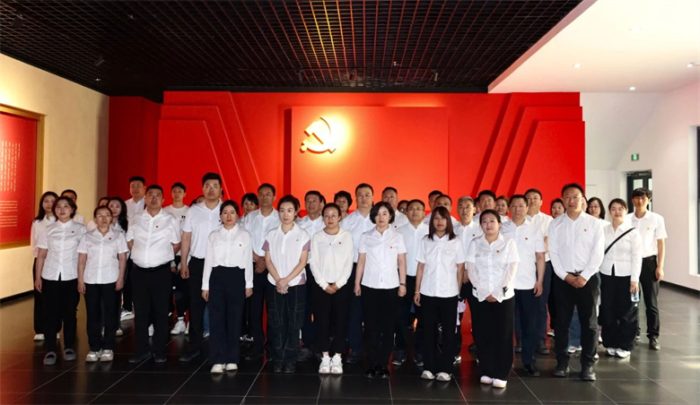 女人与公狍交酡女免费