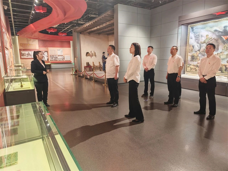 女人与公狍交酡女免费