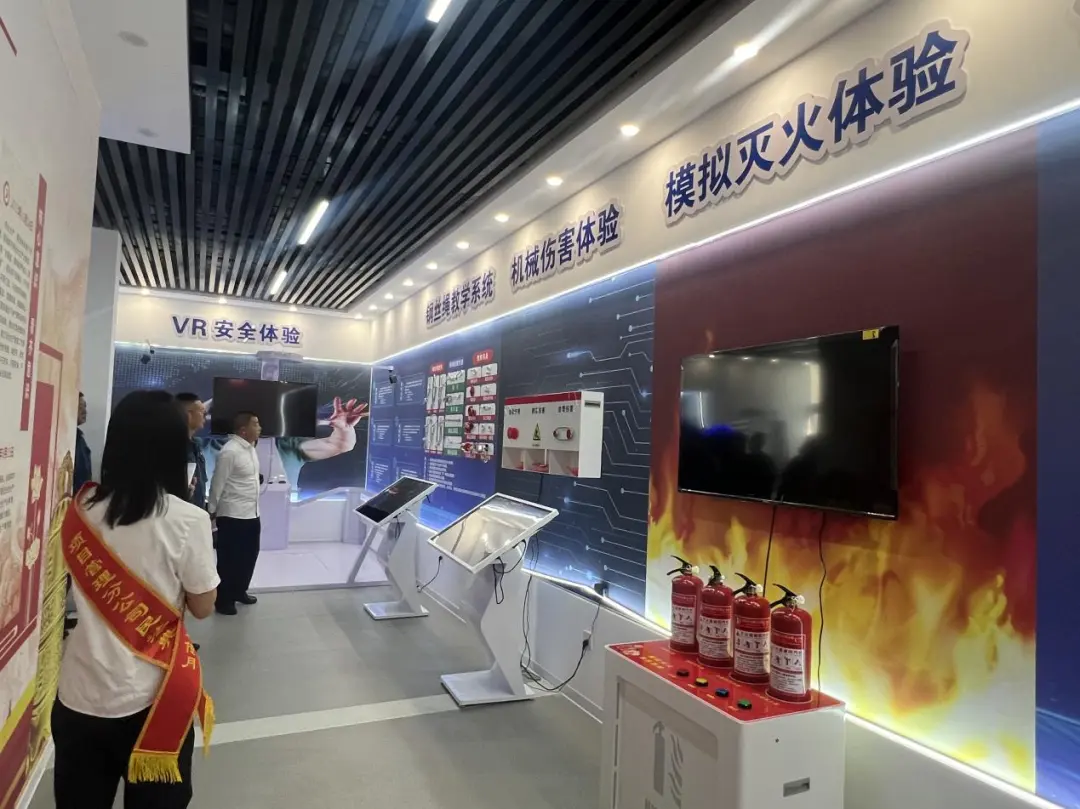 女人与公狍交酡女免费