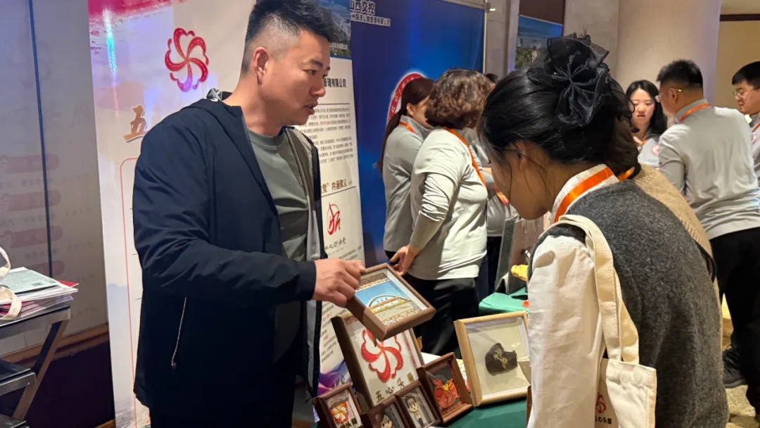 女人与公狍交酡女免费