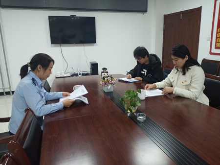 女人与公狍交酡女免费