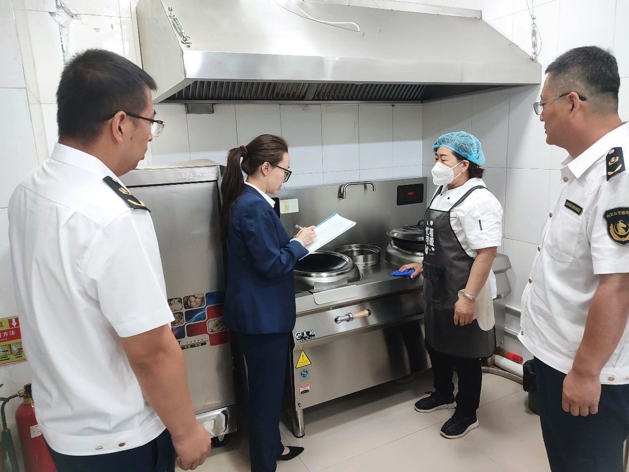 女人与公狍交酡女免费