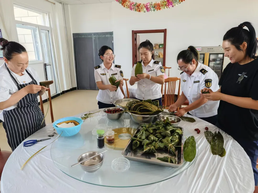 女人与公狍交酡女免费