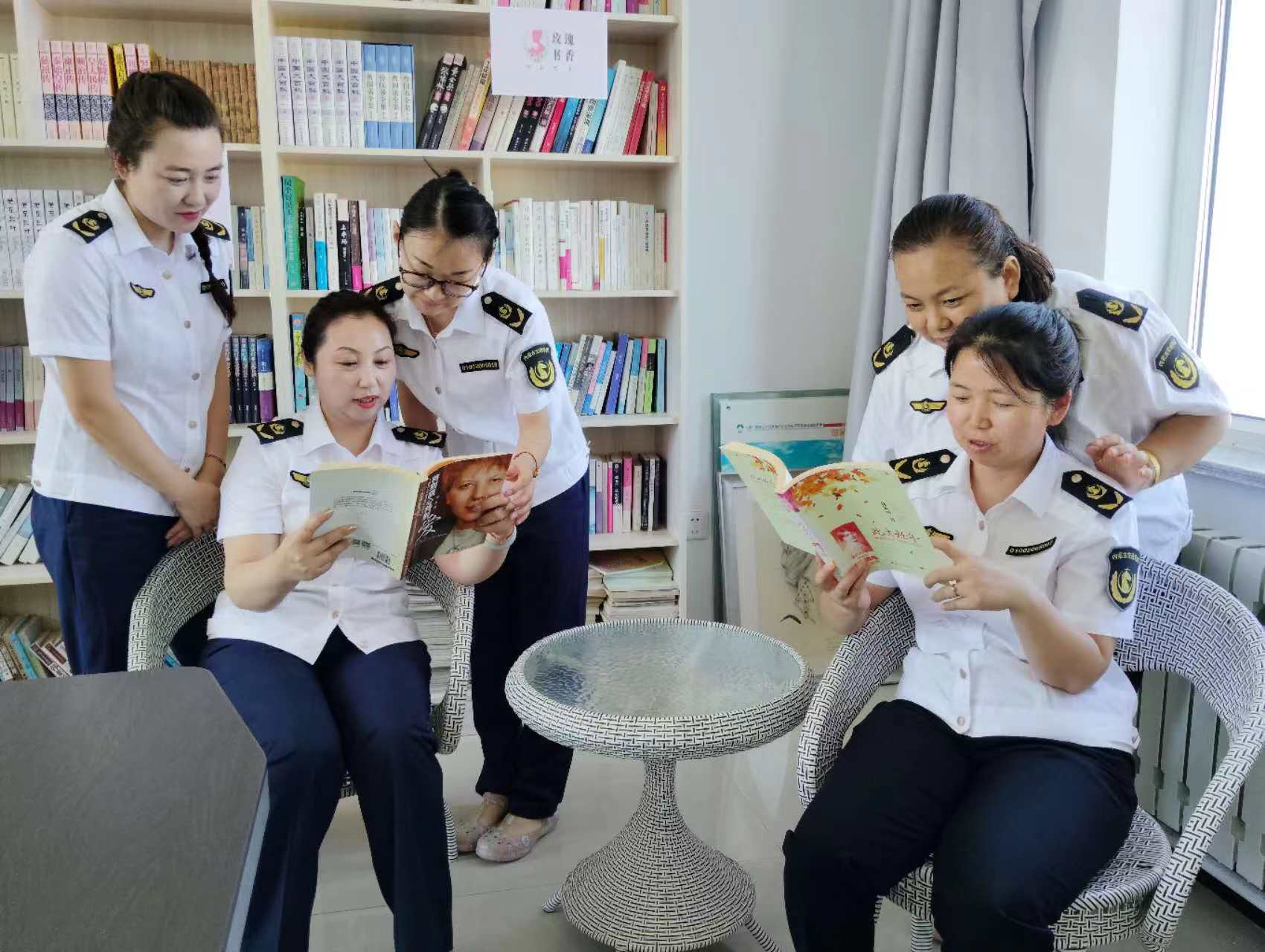 女人与公狍交酡女免费