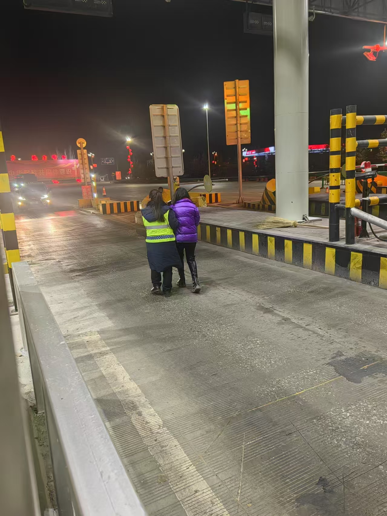 女人与公狍交酡女免费