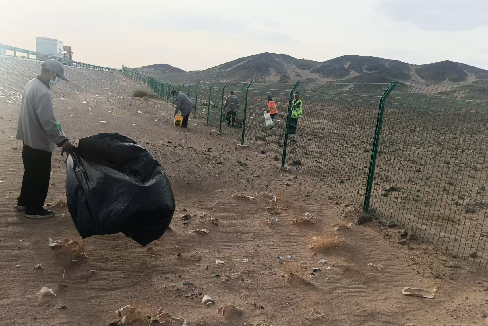 女人与公狍交酡女免费