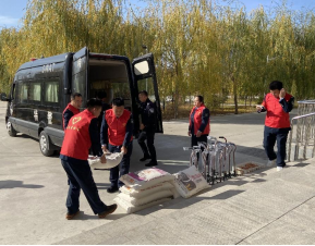 女人与公狍交酡女免费