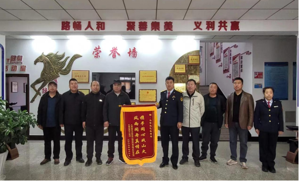 女人与公狍交酡女免费