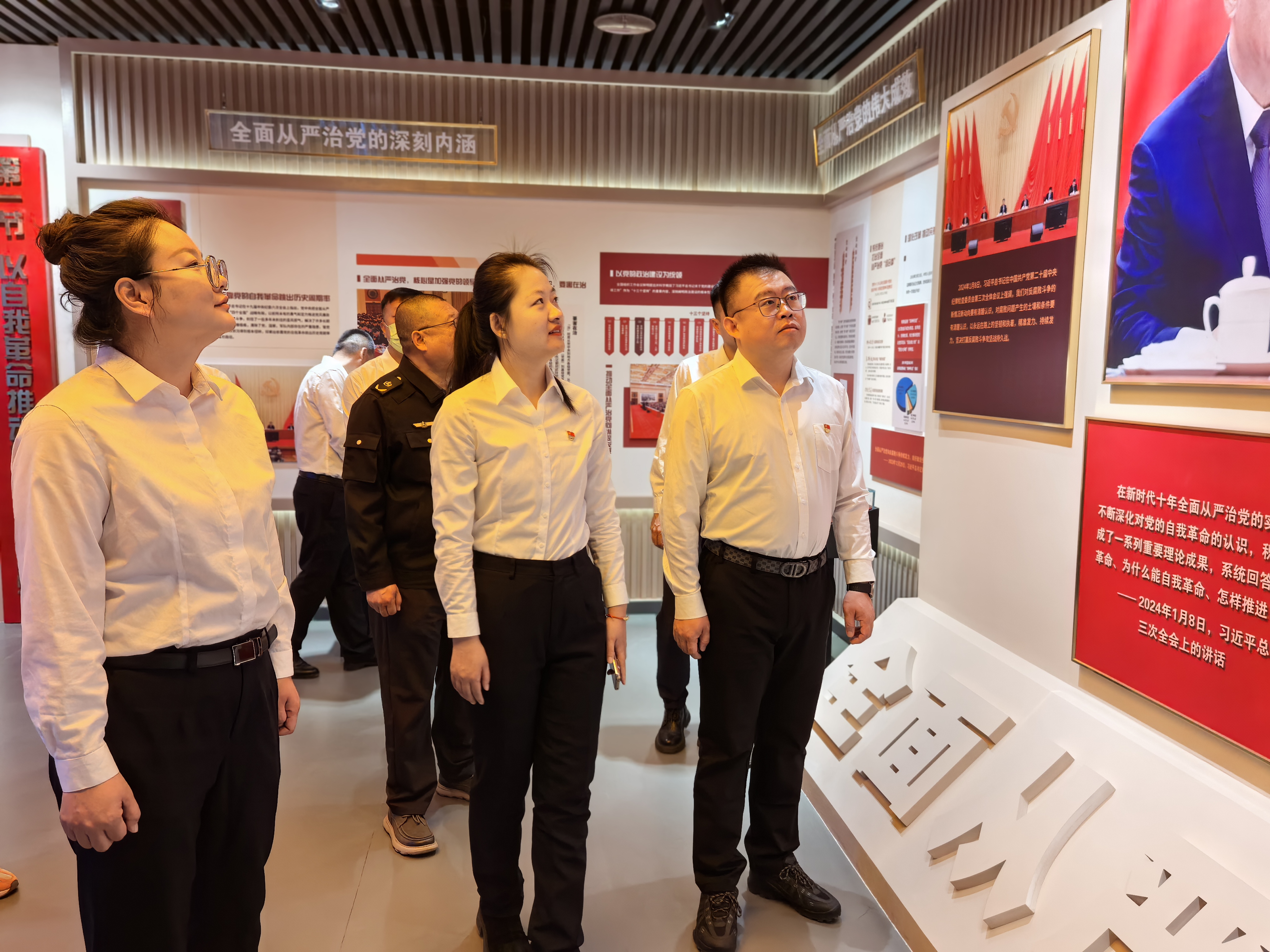 女人与公狍交酡女免费