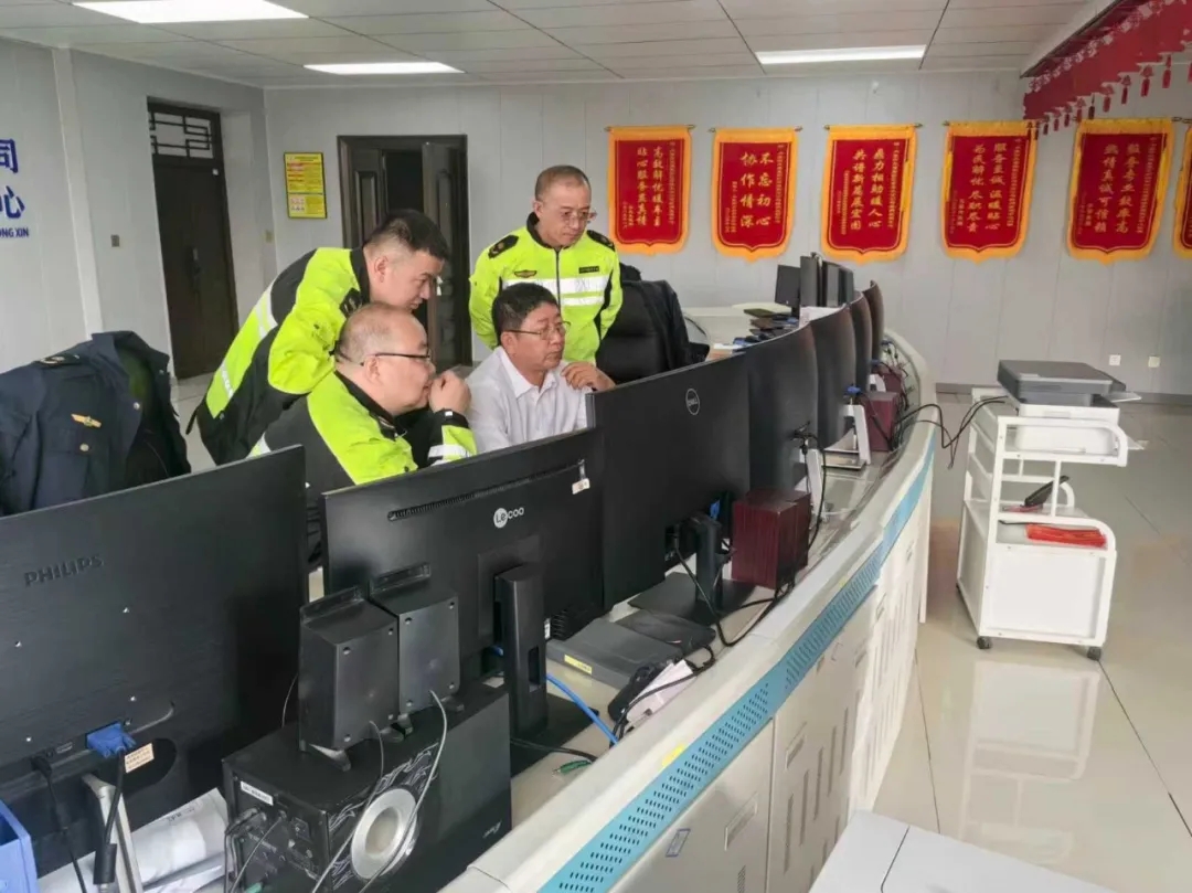 女人与公狍交酡女免费