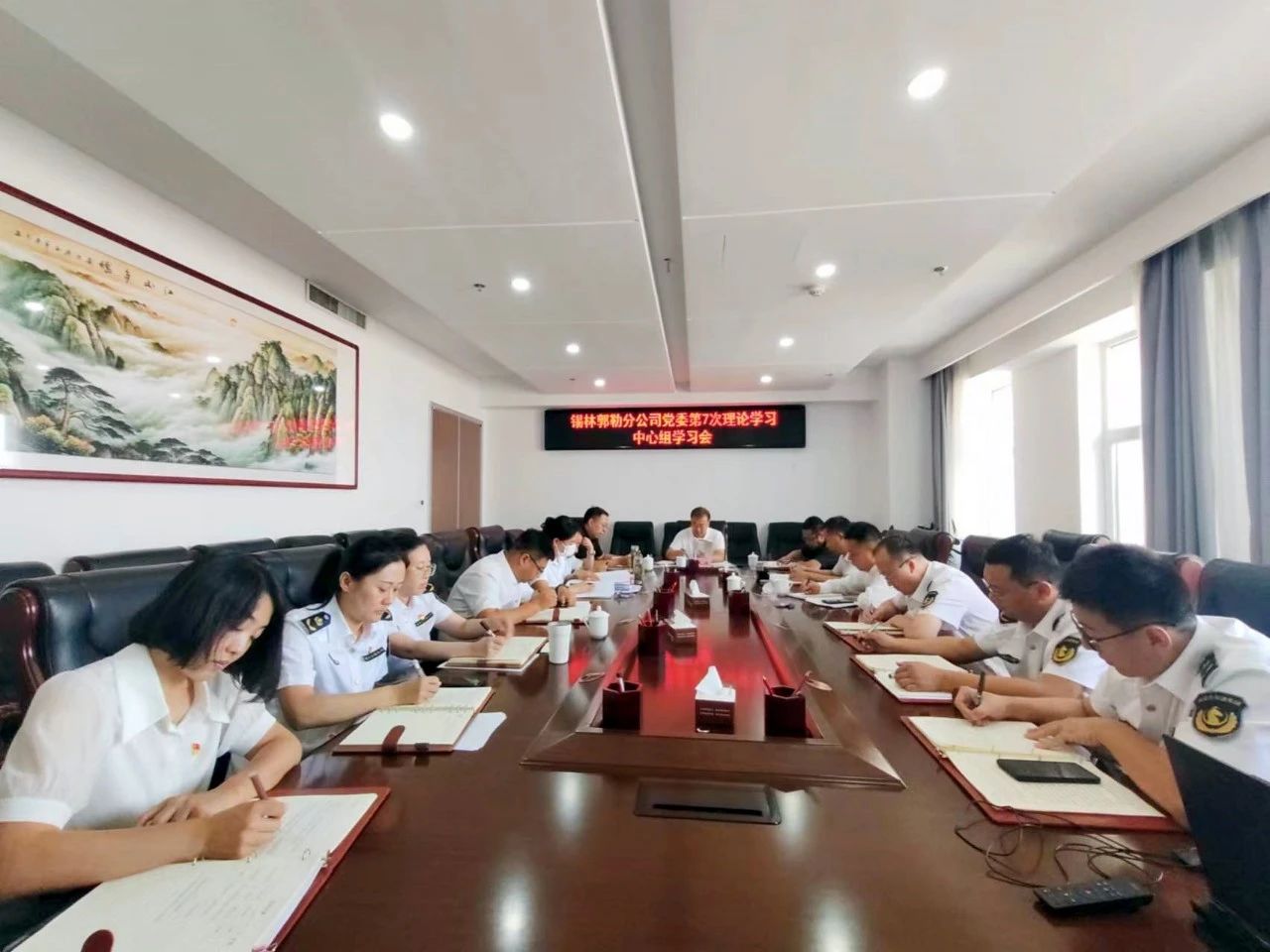 女人与公狍交酡女免费