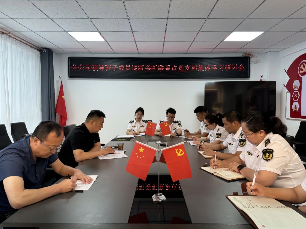 女人与公狍交酡女免费