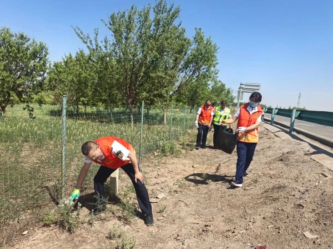 女人与公狍交酡女免费