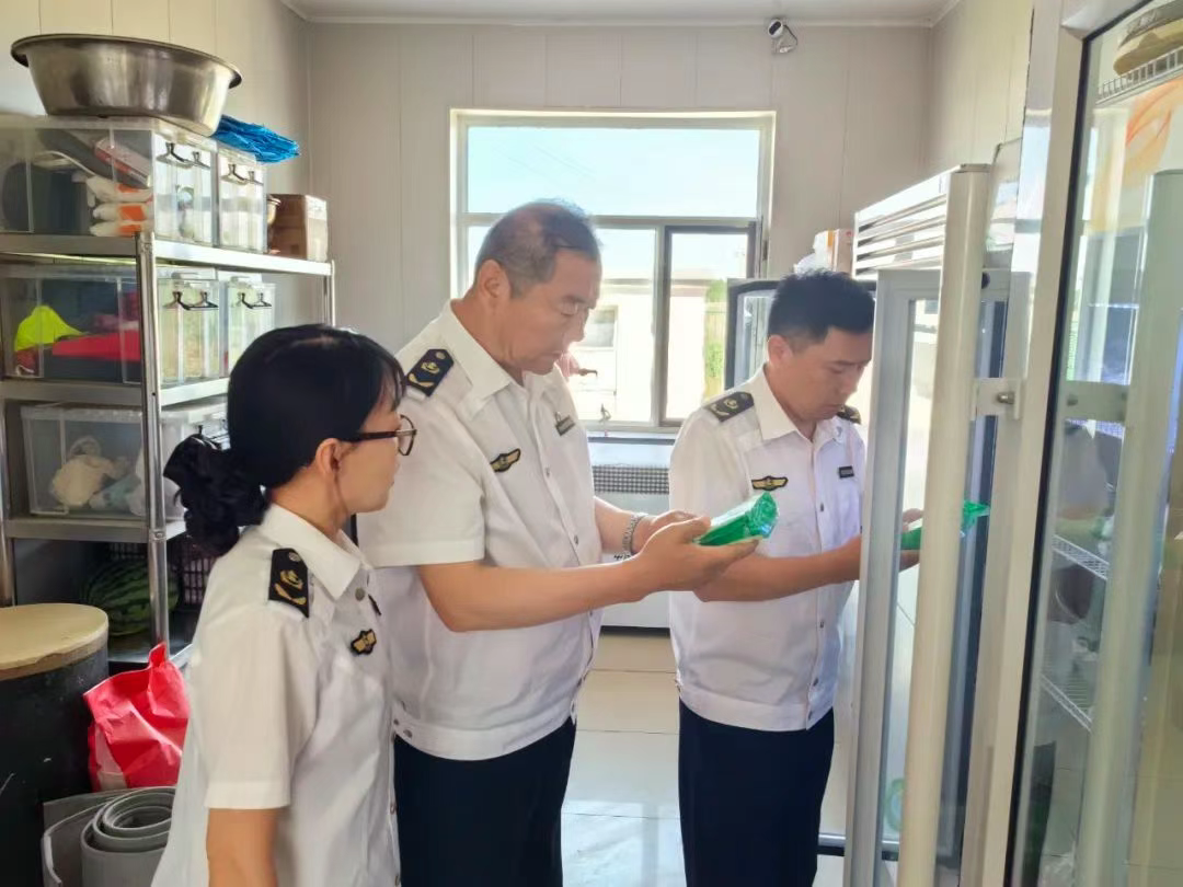 女人与公狍交酡女免费