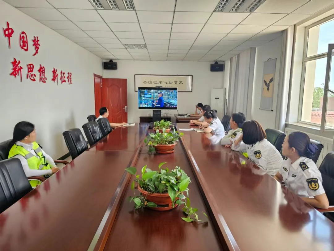 女人与公狍交酡女免费