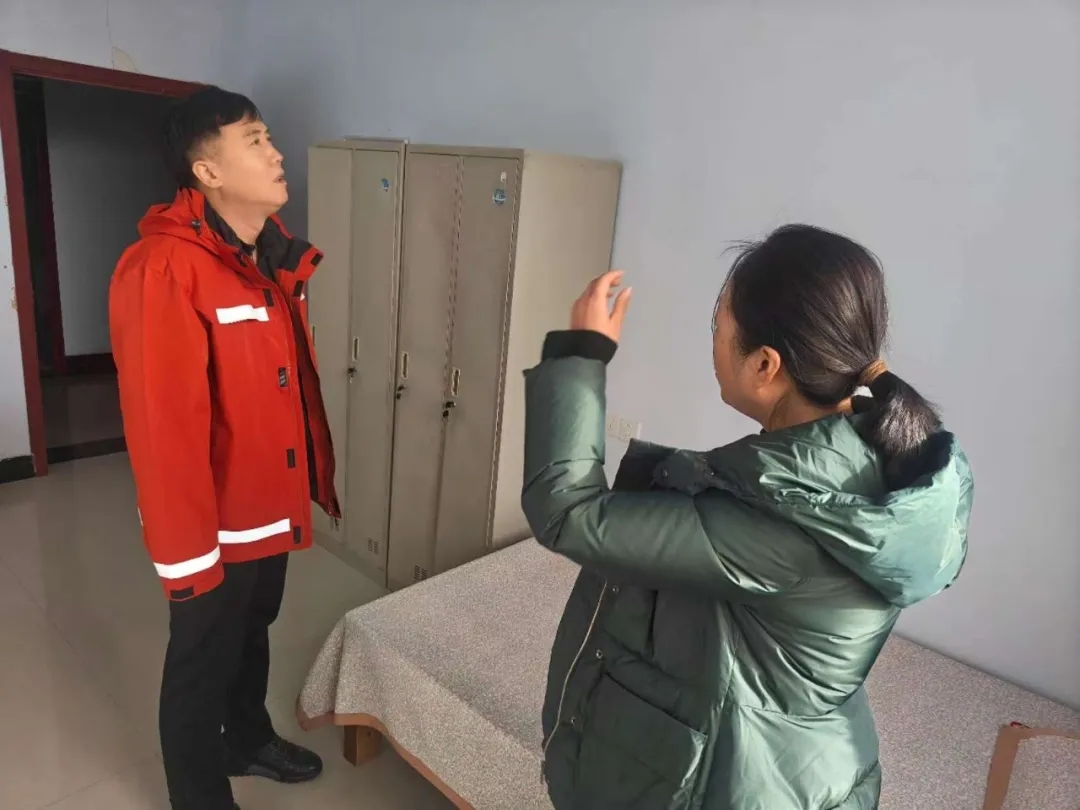 女人与公狍交酡女免费