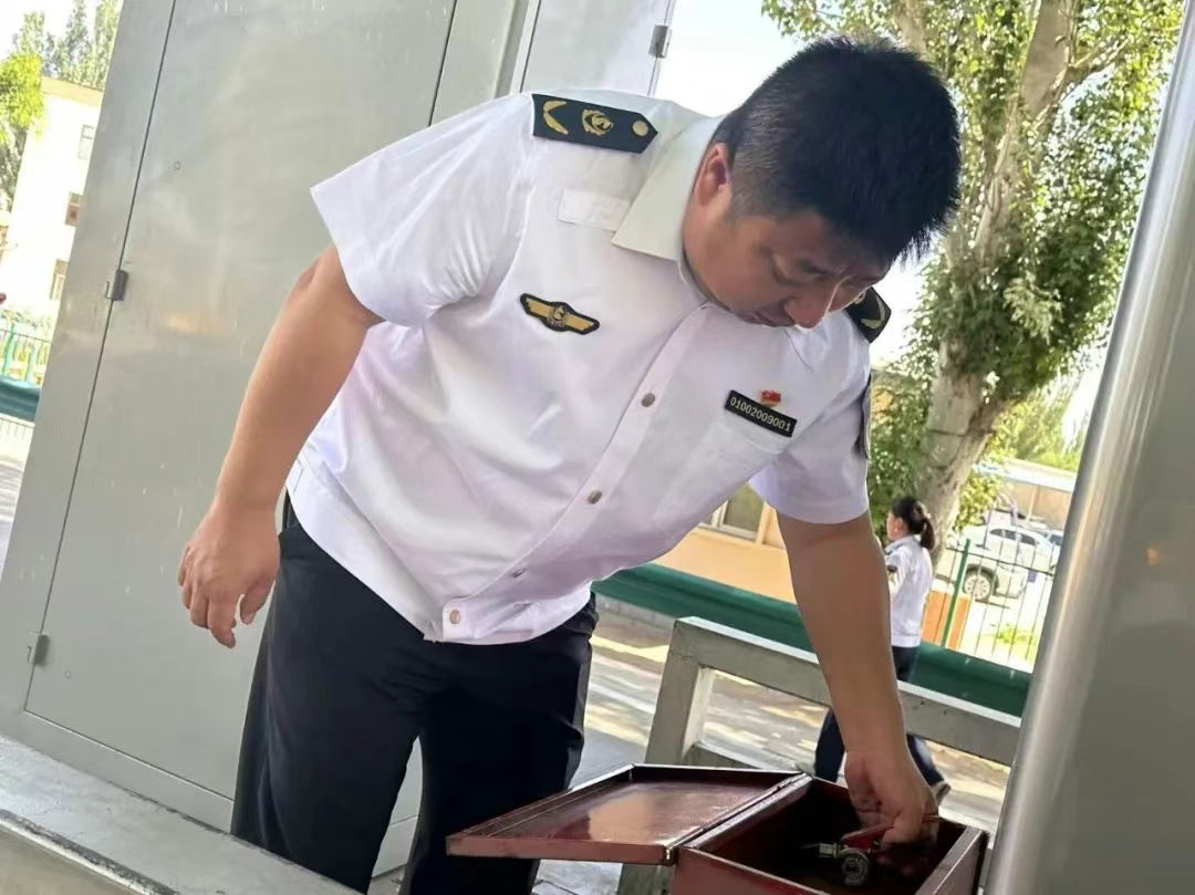 女人与公狍交酡女免费