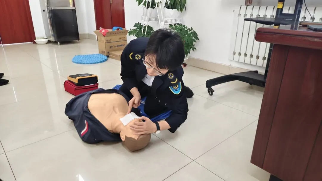 女人与公狍交酡女免费