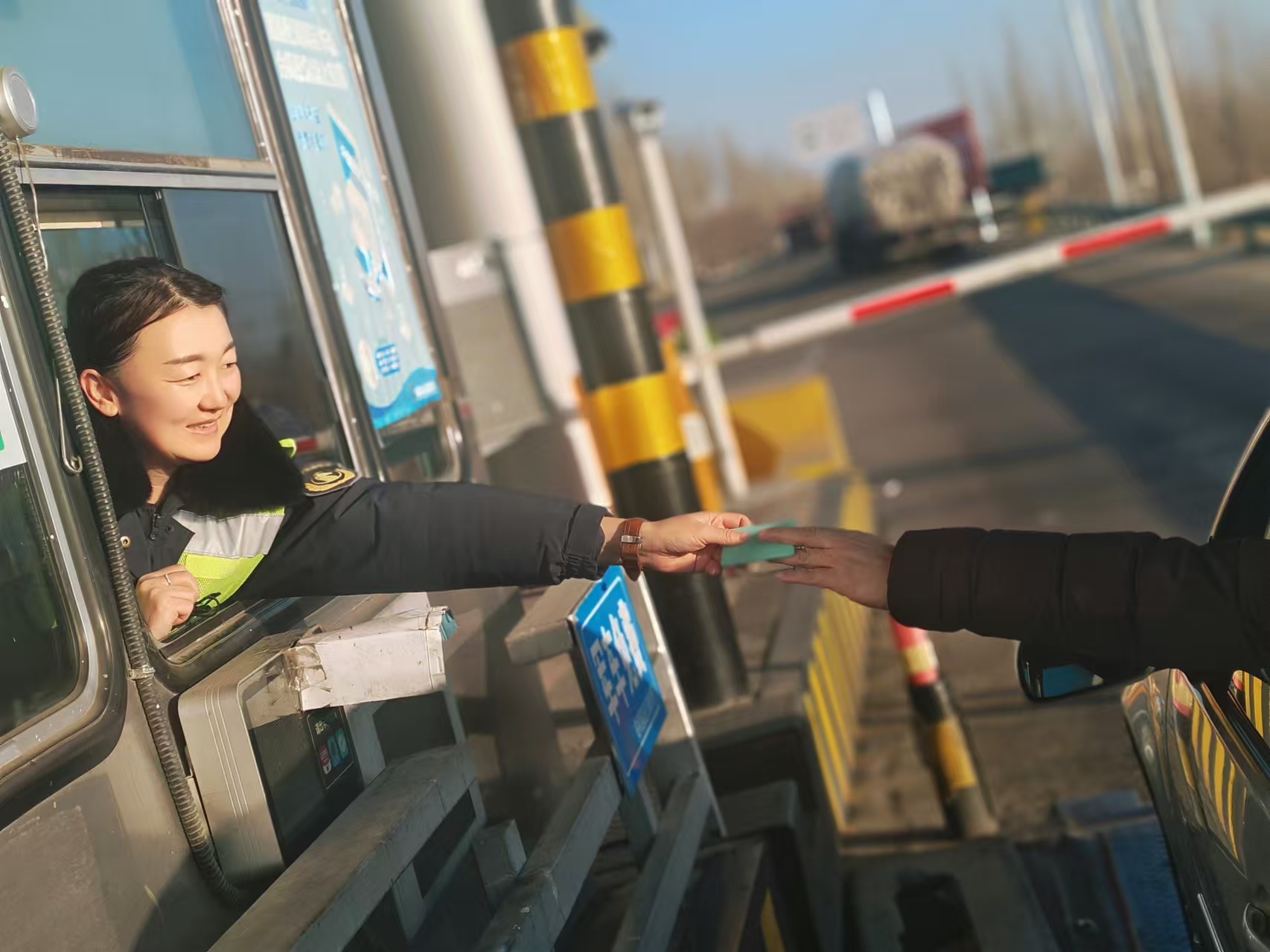 女人与公狍交酡女免费