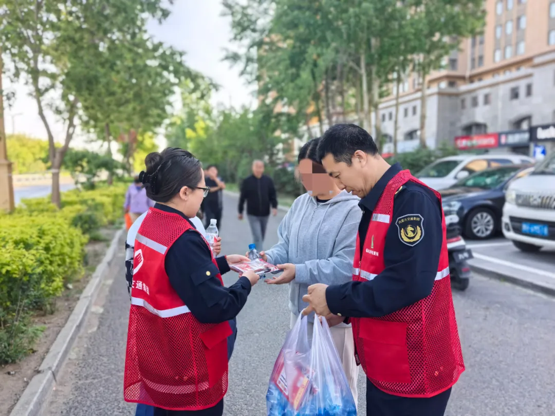女人与公狍交酡女免费