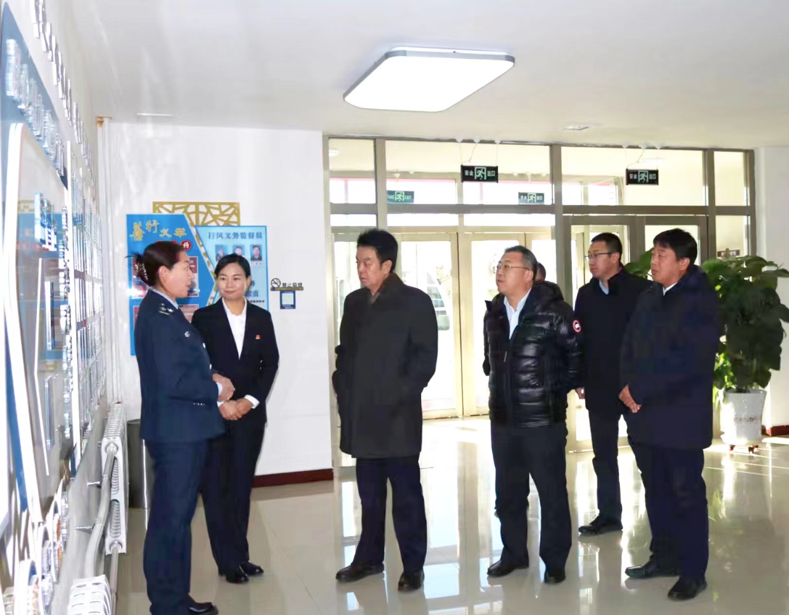 女人与公狍交酡女免费