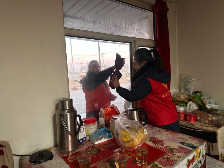 女人与公狍交酡女免费