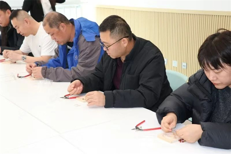 女人与公狍交酡女免费