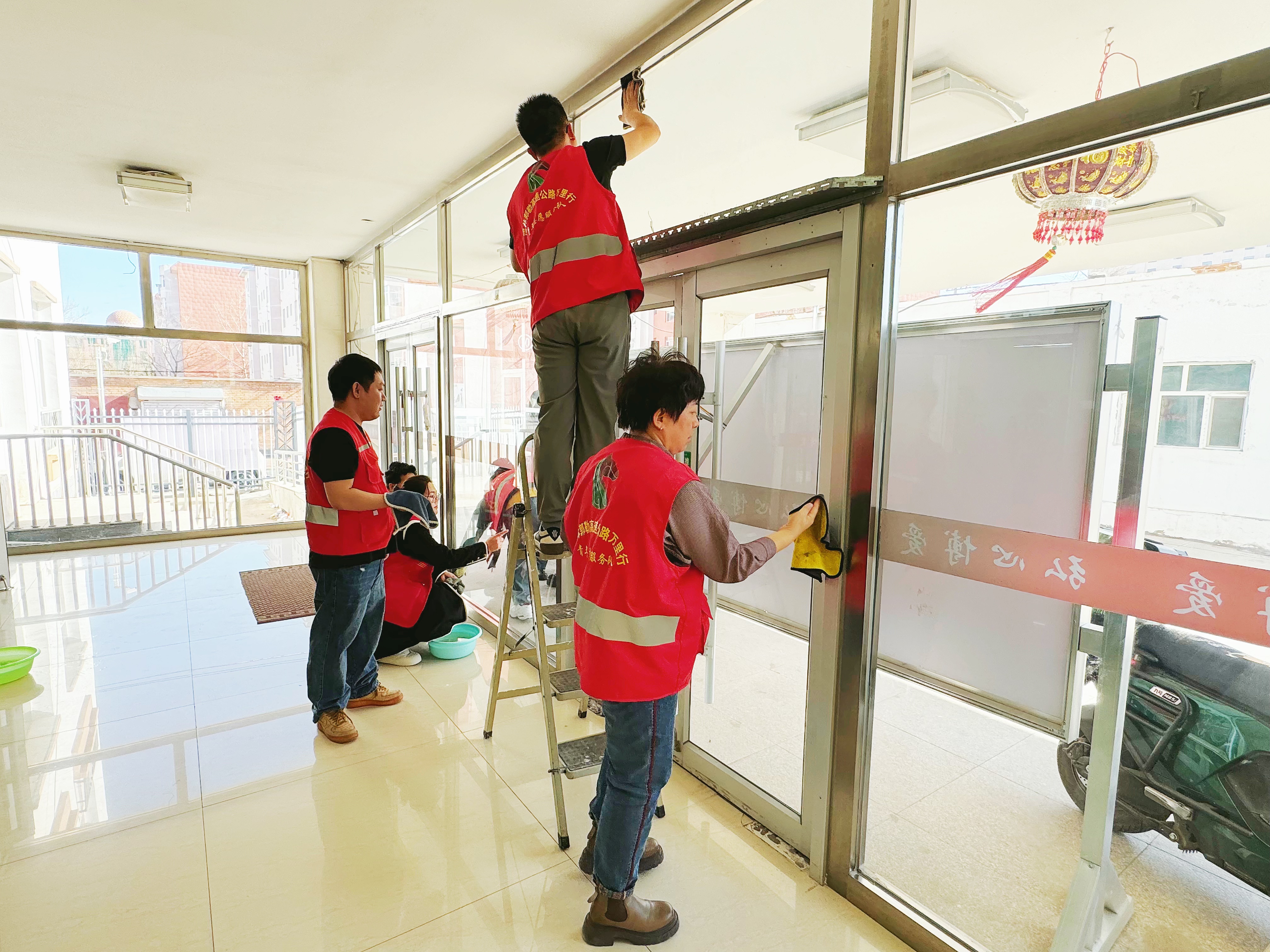 女人与公狍交酡女免费