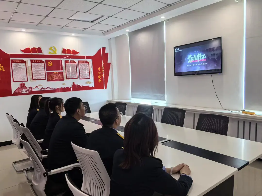 女人与公狍交酡女免费