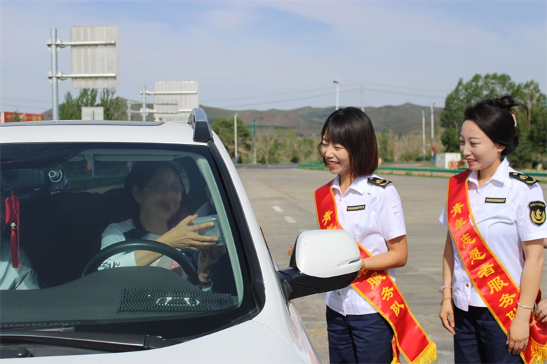 女人与公狍交酡女免费