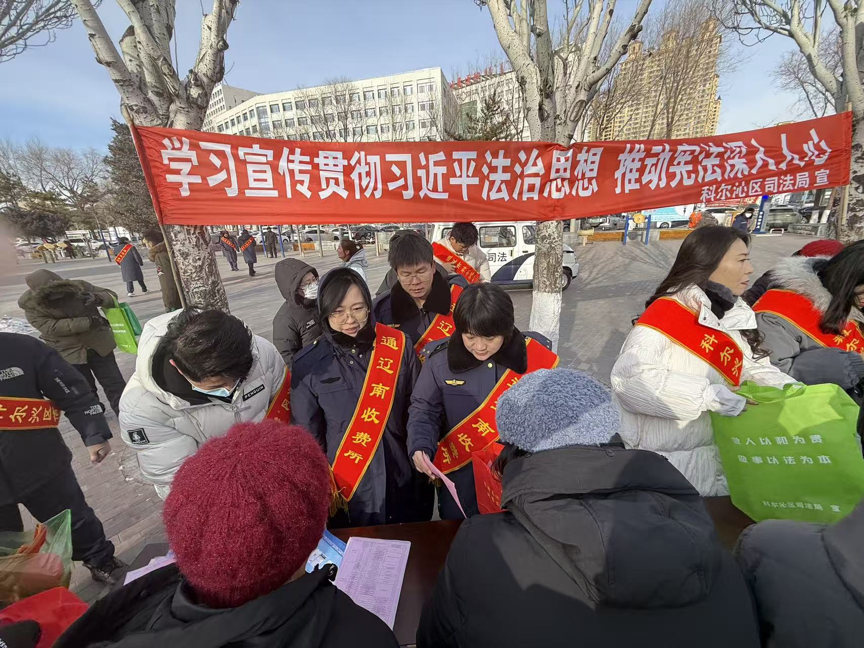 女人与公狍交酡女免费