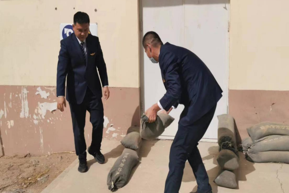 女人与公狍交酡女免费