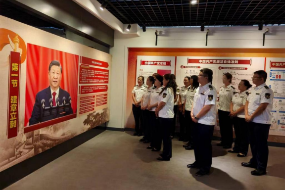 女人与公狍交酡女免费