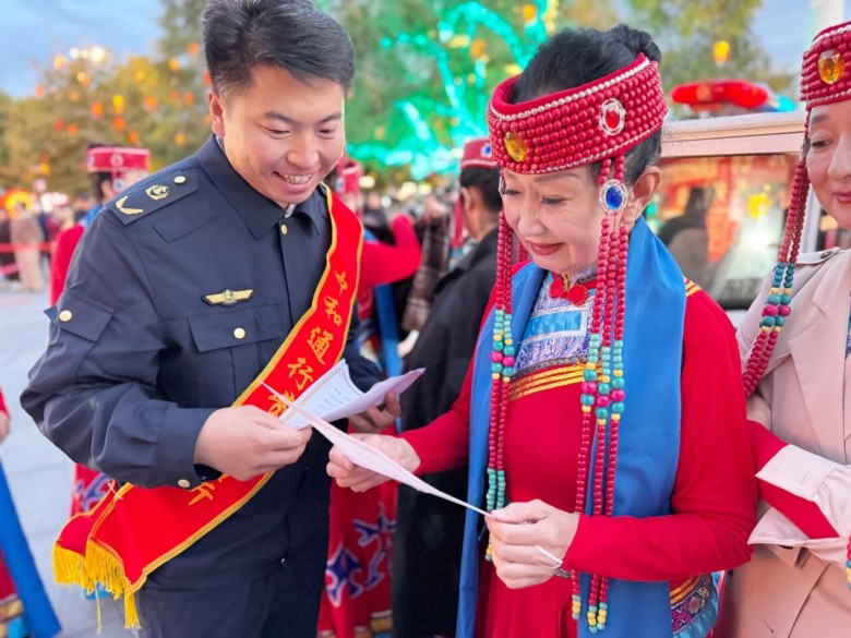 女人与公狍交酡女免费