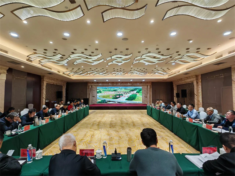 女人与公狍交酡女免费