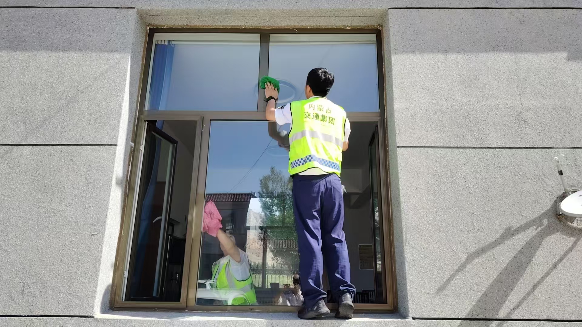 女人与公狍交酡女免费