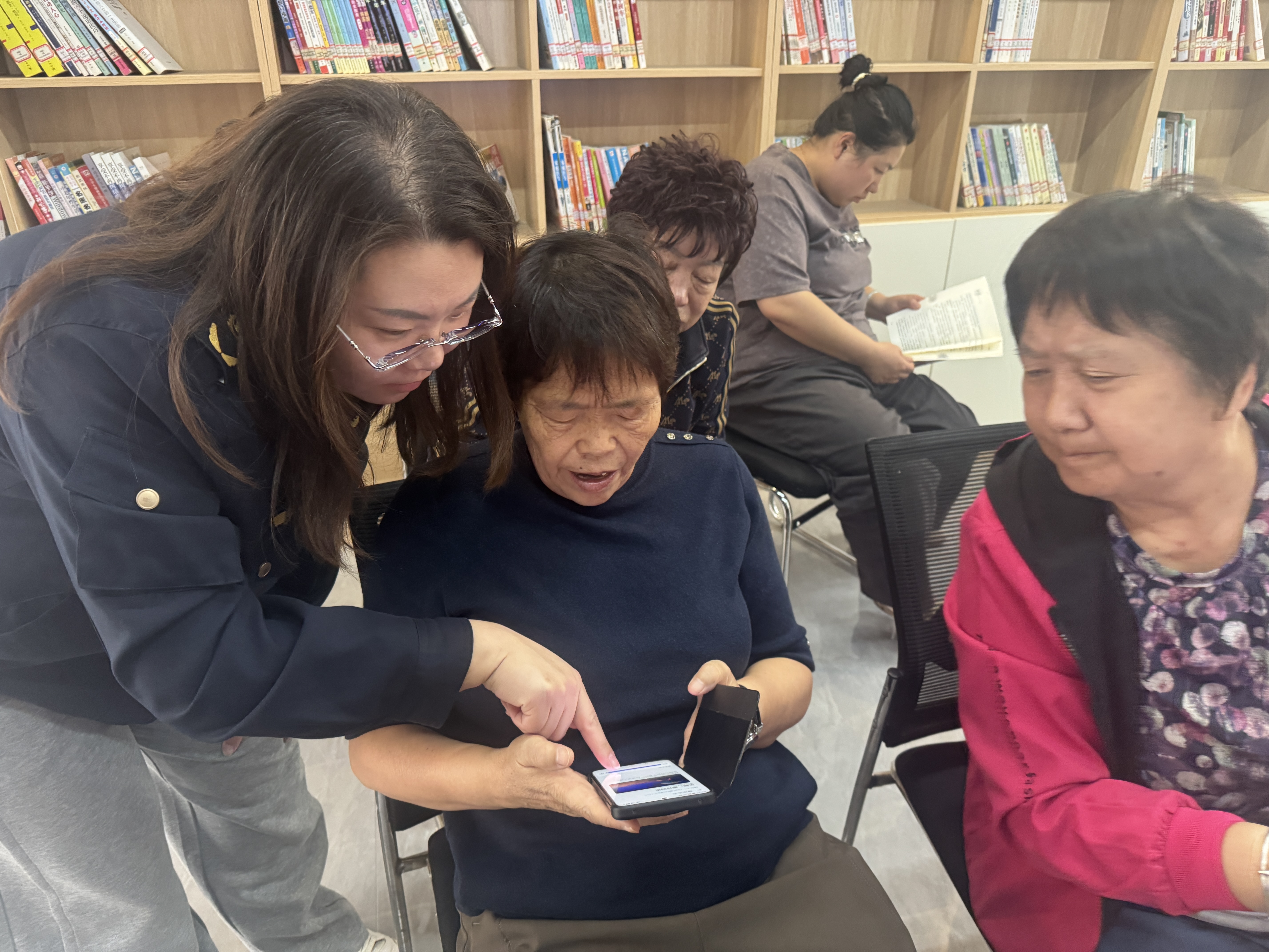 女人与公狍交酡女免费