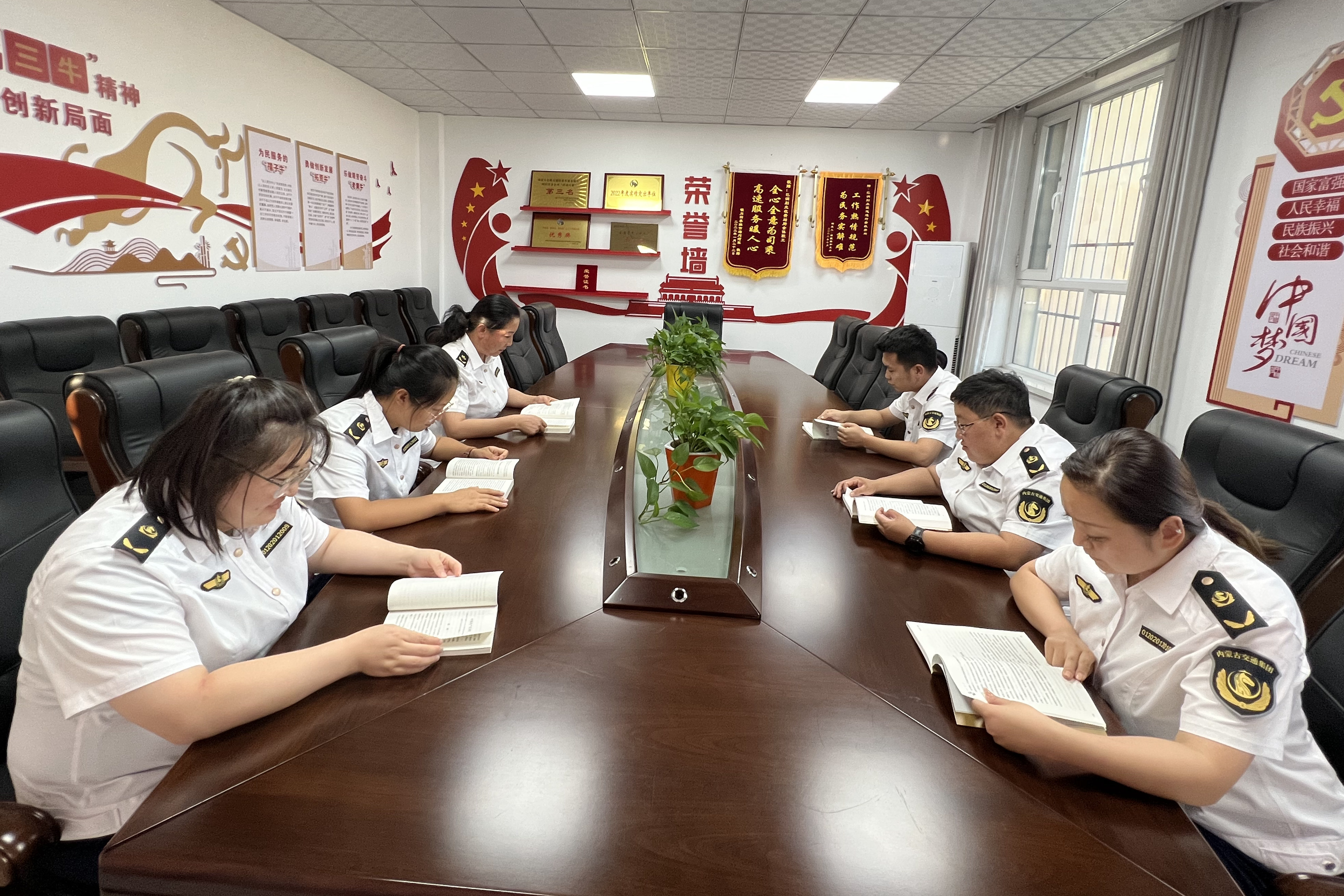 女人与公狍交酡女免费