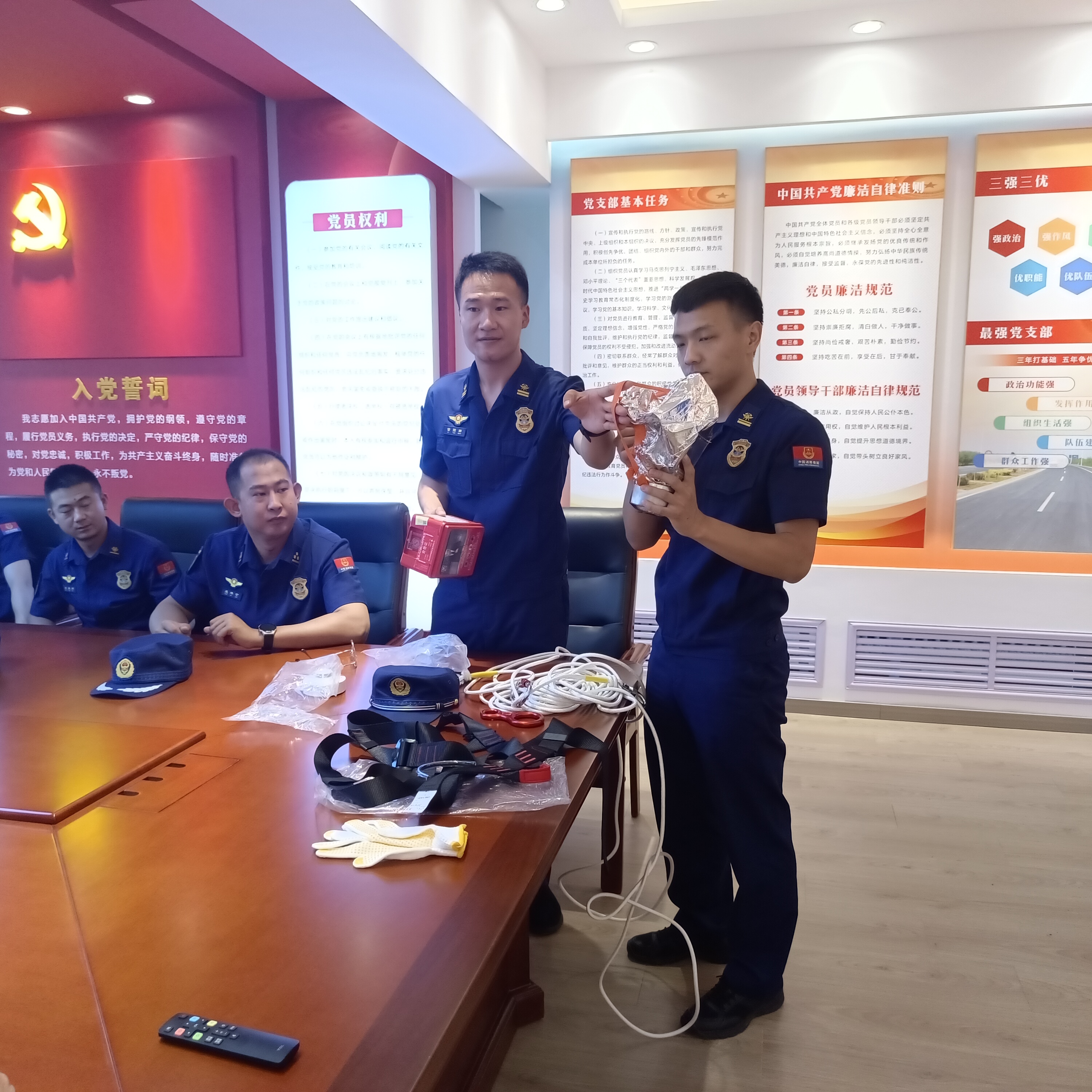 女人与公狍交酡女免费